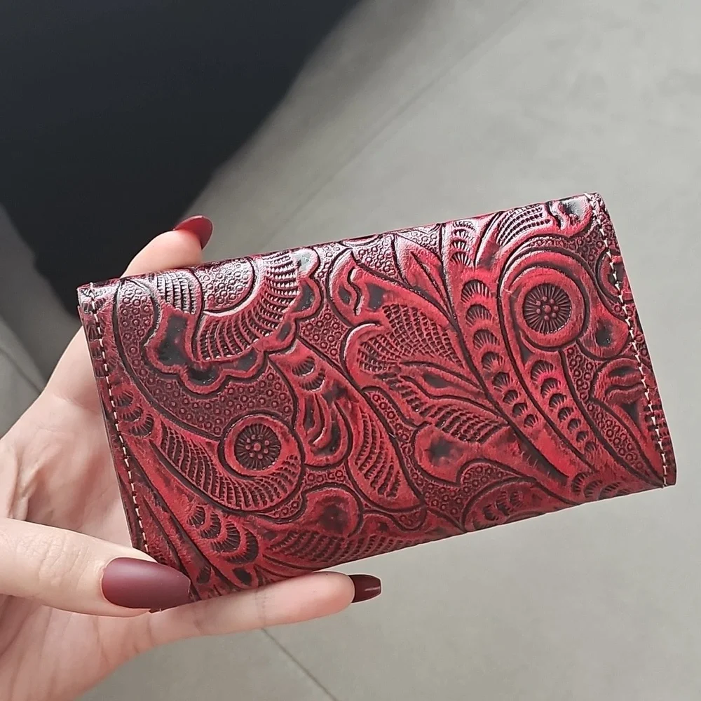None has red smells